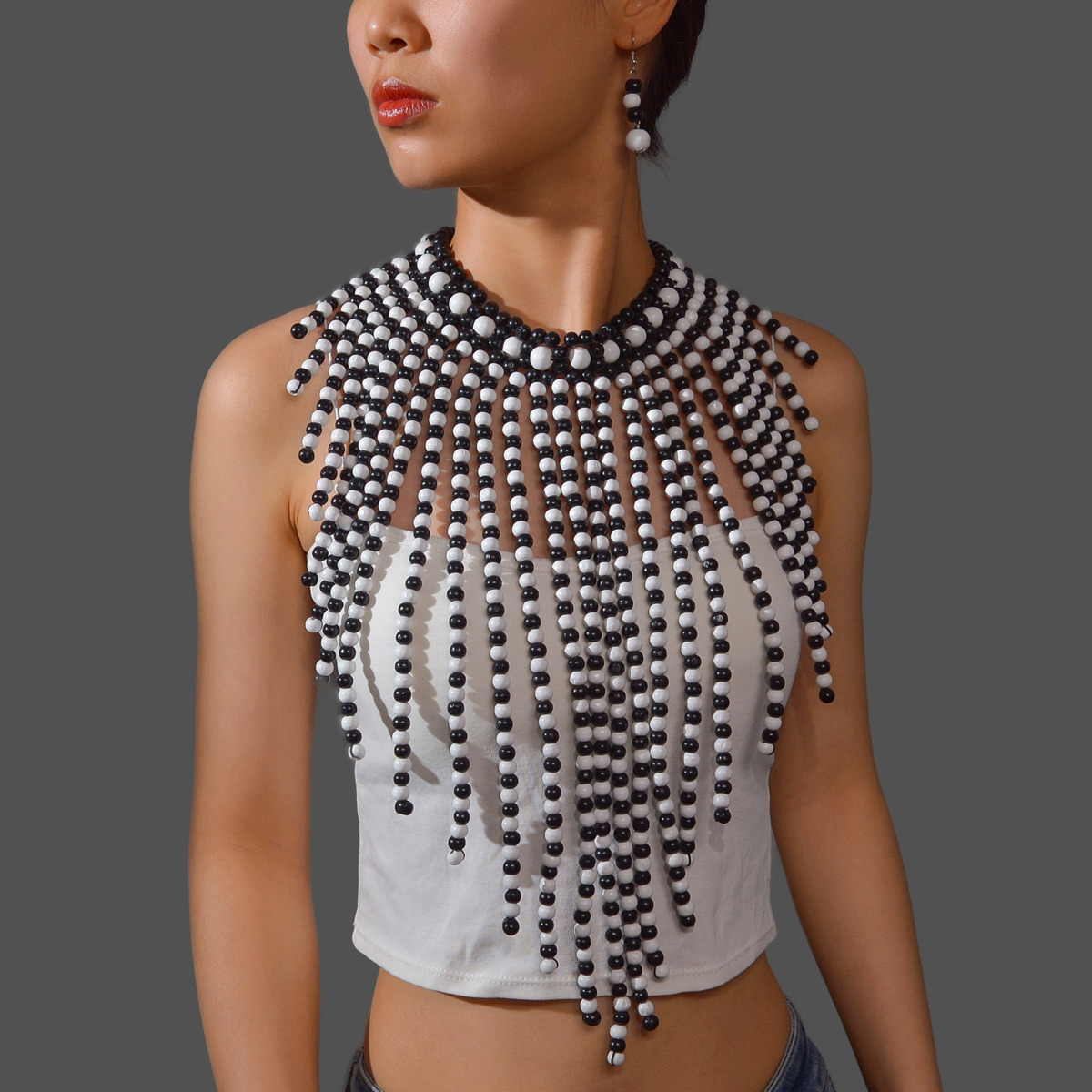 Women'S Fashion Of The 1920S - Set di collana e orecchini con