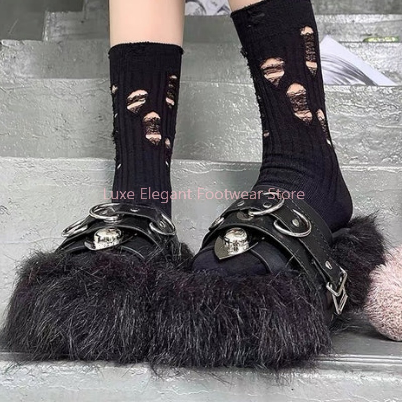 Fashion Women Belt - Ciabatte Nere Pelose con Plateau e