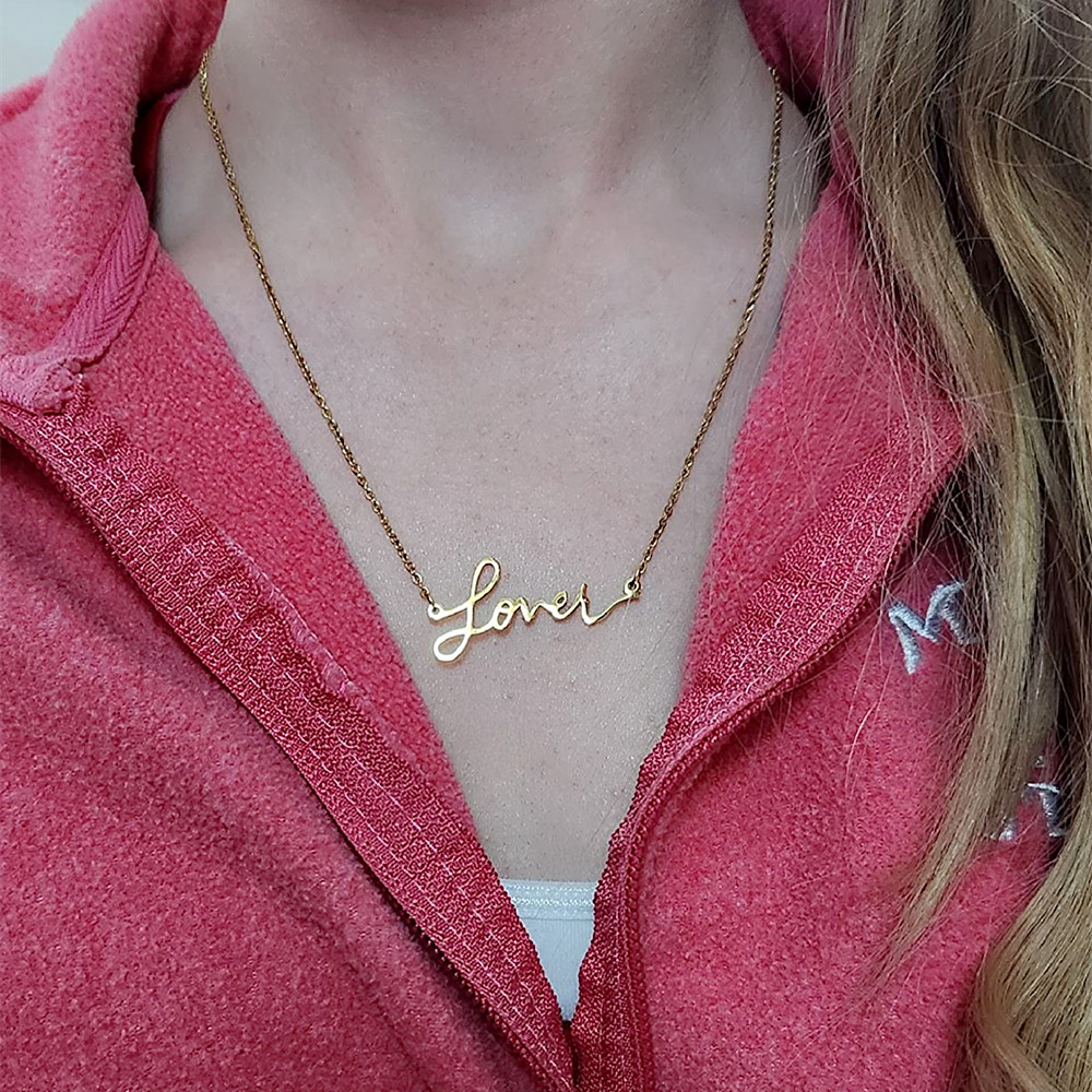 Collana con titolo di brano de - Women Fashion Now recensione e prezzo