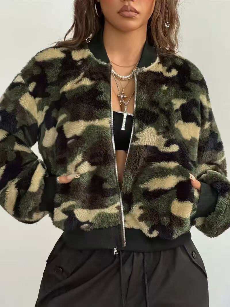 Giacca corta in pile mimetico  - Sherpa Coat Women recensione e prezzo