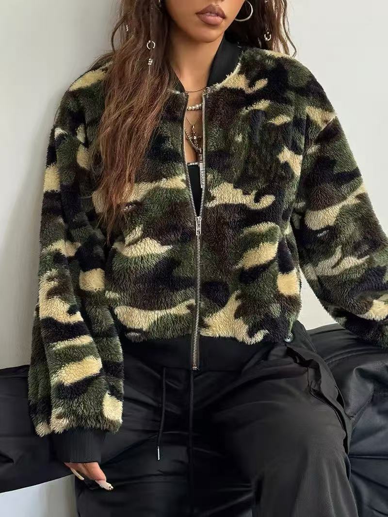 Giacca corta in pile mimetico  - Sherpa Coat Women recensione e prezzo