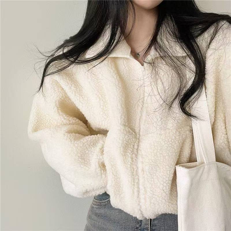 Giacca con cappuccio corta da  - Sherpa Coat Women recensione e prezzo