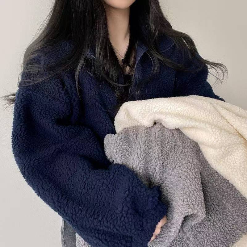 Giacca con cappuccio corta da  - Sherpa Coat Women recensione e prezzo