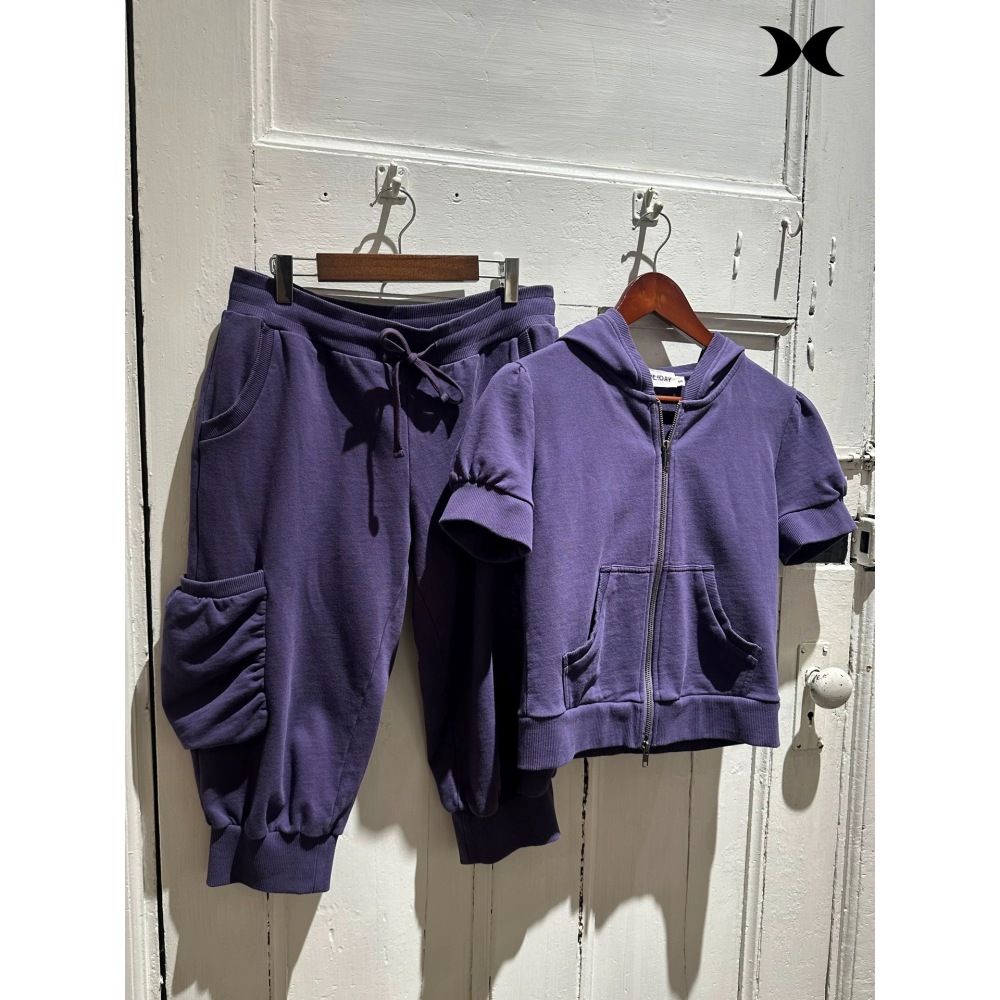 Completo sportivo alla moda in - Women Fashion Styles recensione e prezzo